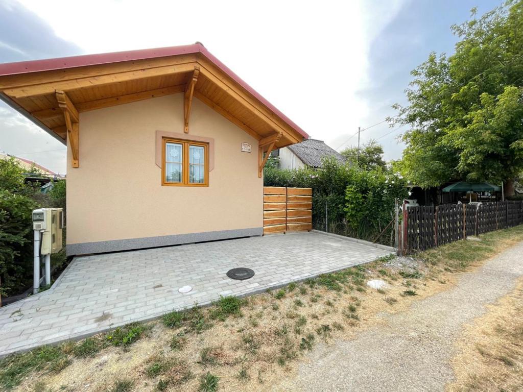 Ibolya Apartman Csisztapuszta 外观 照片
