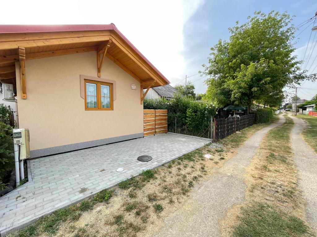 Ibolya Apartman Csisztapuszta 外观 照片